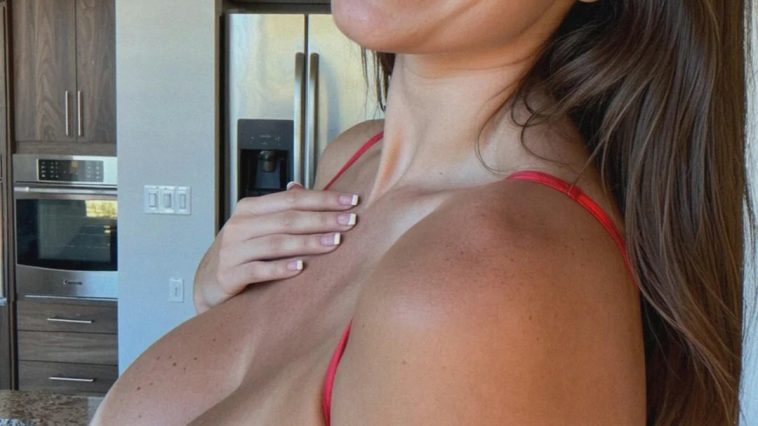 Beauty Busty Woman Beauty Busty Woman